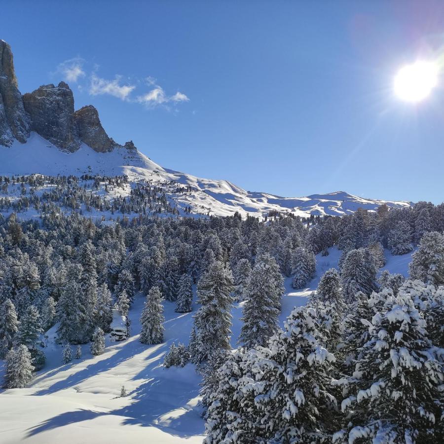 Villa Kofler Wonderland Resort Campitello di Fassa Buitenkant foto